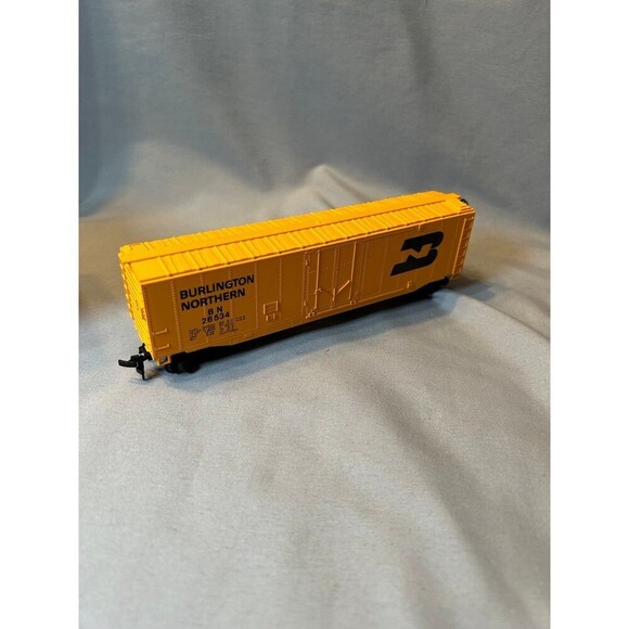 Bachman EMD F9 Diesel Train Car HO Scale - Picture 3 of 10